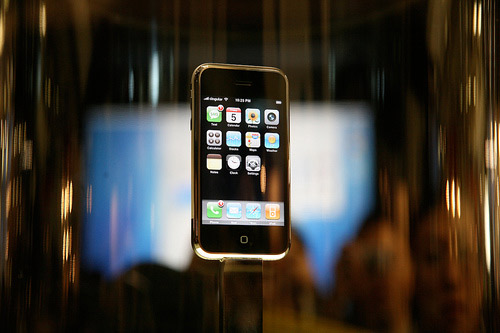 iPhone in Glass case at Macworld 2007 picture